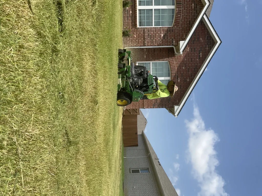 Commercial Landscape Maintenance Contracts: What DFW Property Managers Should Look For